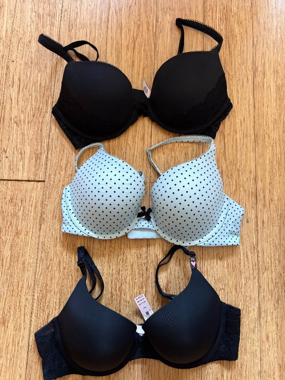 Nwt Victoria's Secret Black and Light Blue Polka Dot Bra Set 34C